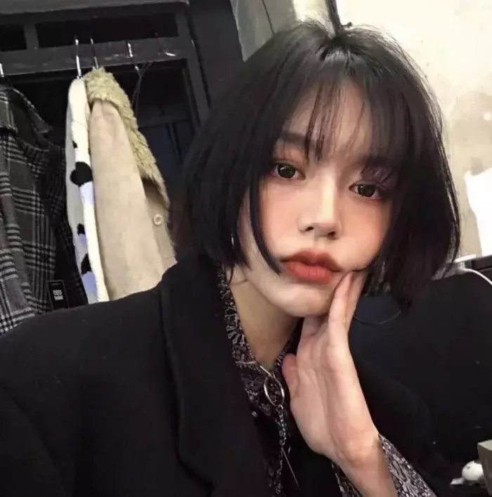 睡在我上铺的兄弟